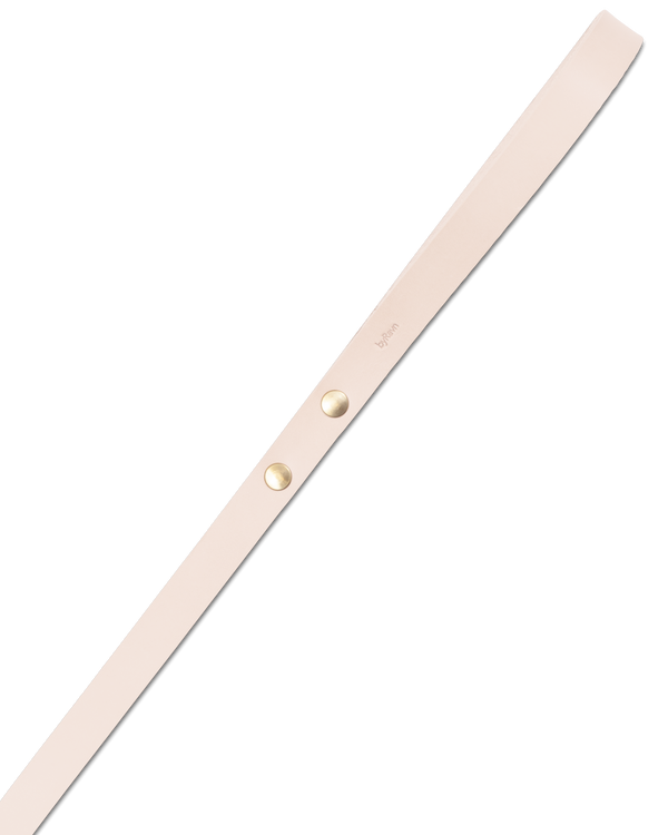 DOX160 leather dog leash from byRavn in natural full-grain leather, 160 cm, joined with two brass rivets and small byRavn embossing