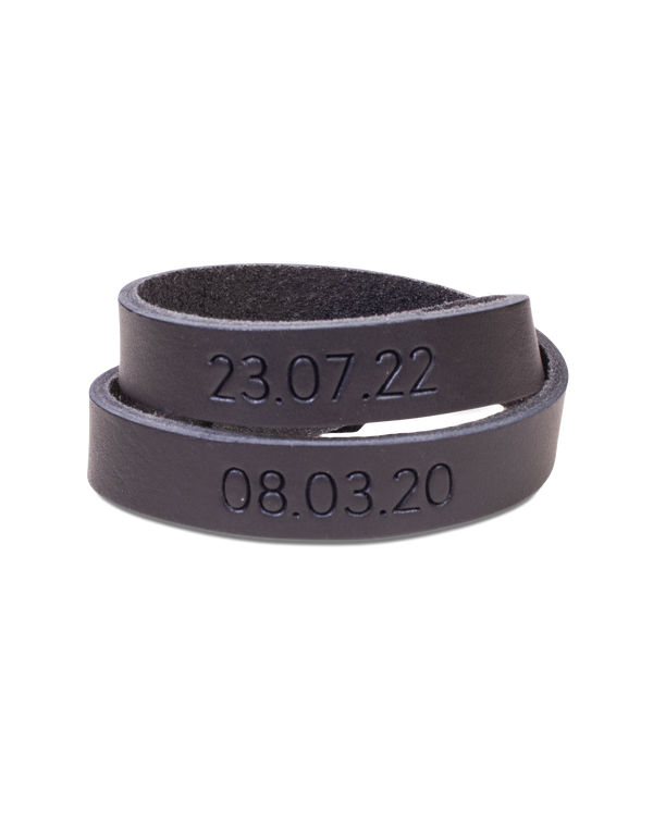 DUO leather bracelet from byRavn in black full-grain leather with the dates "23.07.22" and "08.03.20" engraved on each wrap