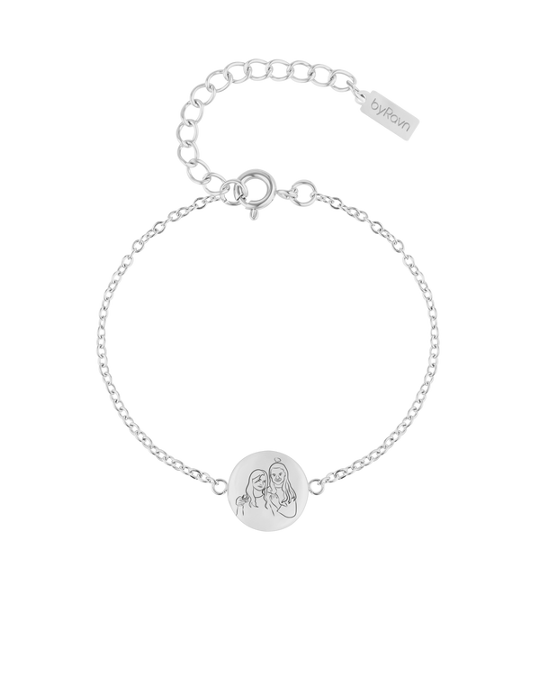 IBI PORTRAIT bracelet from byRavn in silver-coloured stainless steel with a line-drawn portrait of mother and child engraved