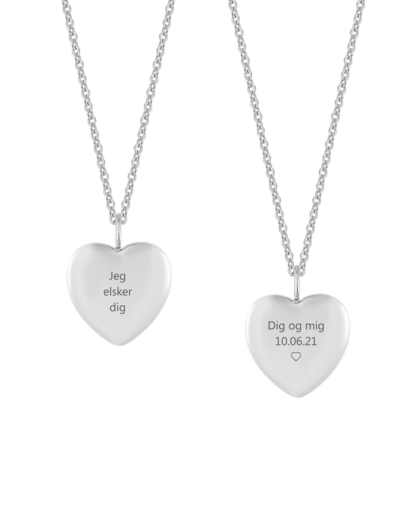 LUV QUOTE necklace from byRavn in silver-coloured stainless steel, two heart pendants engraved "Jeg elsker dig" and "Dig og mig 10.06.21" ♡