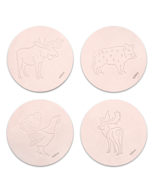 MOKKA hunting leather coasters from byRavn in natural, pack B with 4 motifs: elk, wild boar, capercaillie and fallow deer