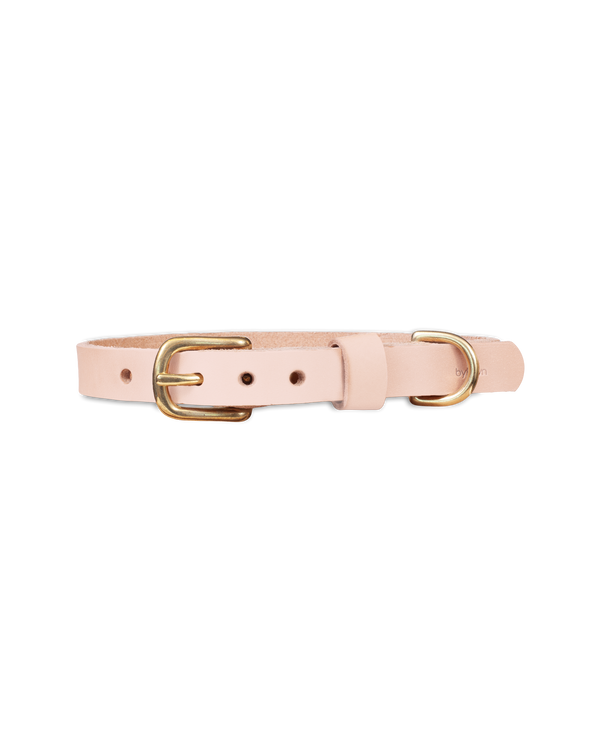 PAW16 leather dog collar from byRavn in natural leather with solid brass buckle and D-ring