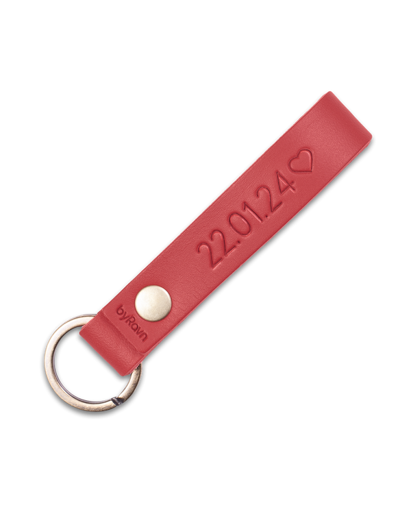 RAVN leather keyring from byRavn in red with brass key ring and the date "22.01.24" ♡ engraved