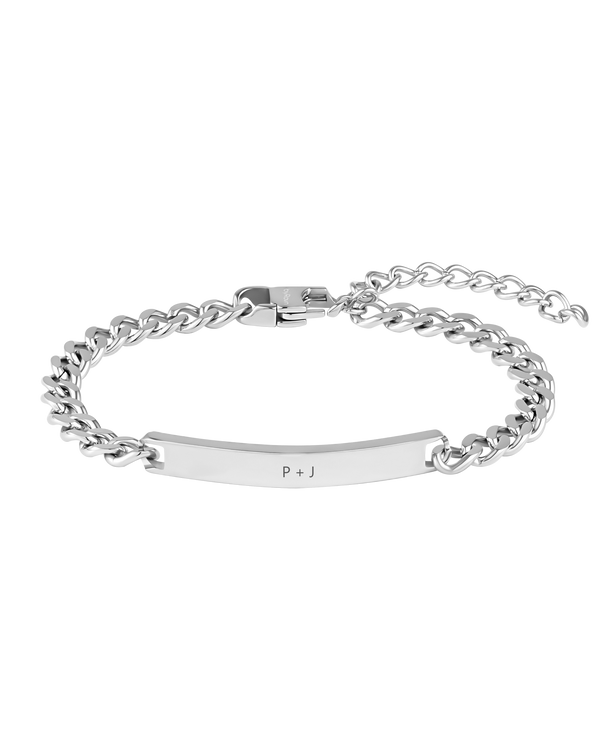 AVA bracelet from byRavn in silver-coloured stainless steel, curb chain with bar plate and the initials "P + J" engraved