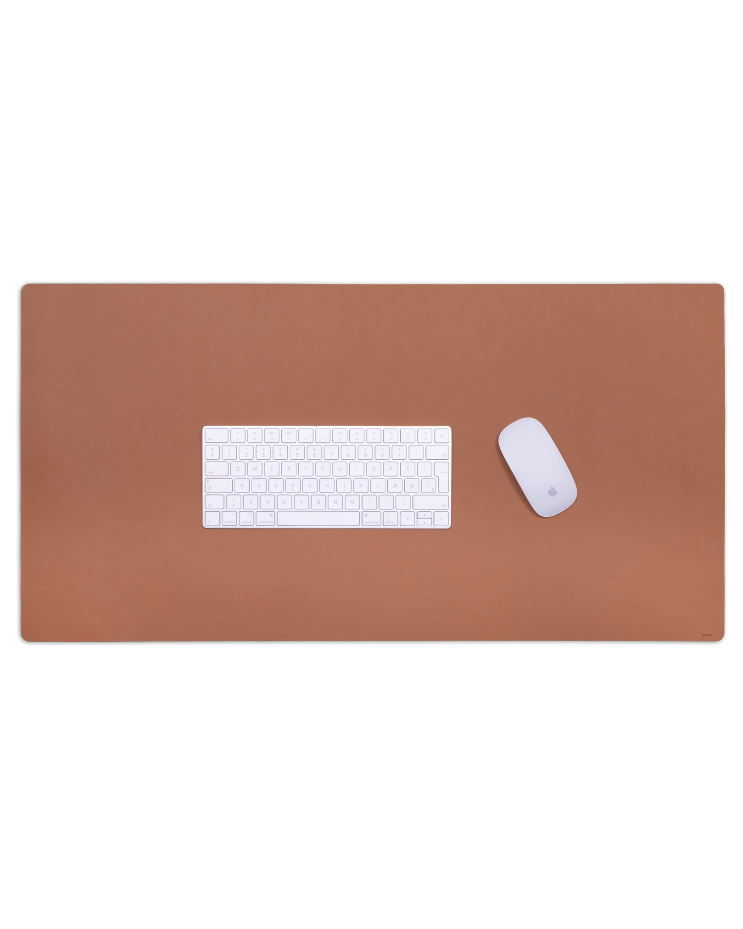 DESK desk pad from byRavn in cognac leather with a white keyboard and computer mouse