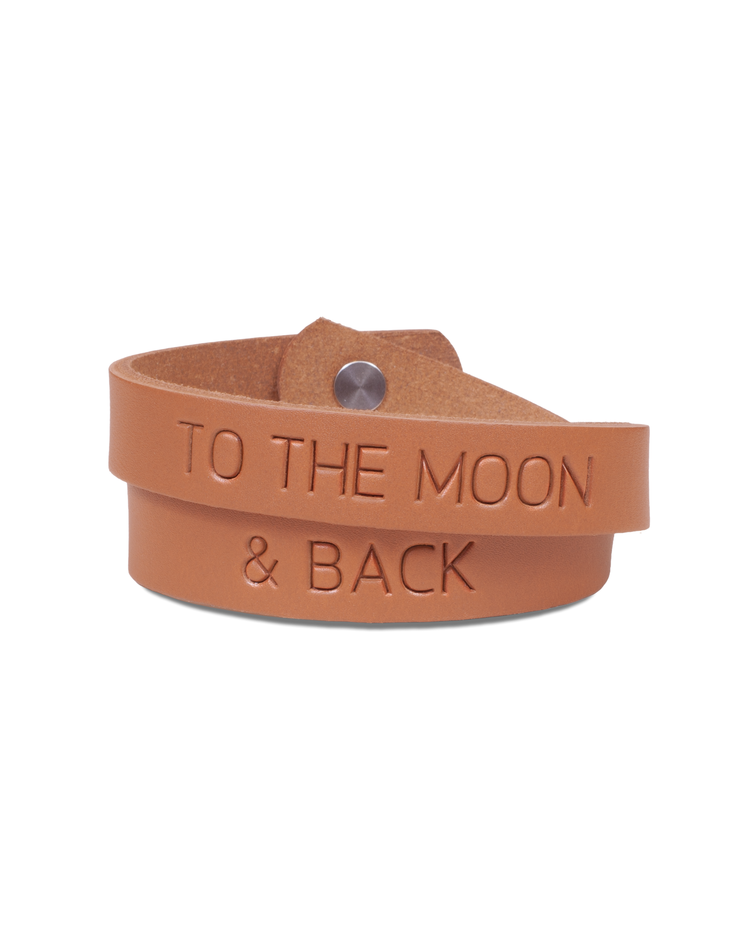 DUO leather bracelet from byRavn in cognac full-grain leather, double wrap with the engraving "To the moon & back"