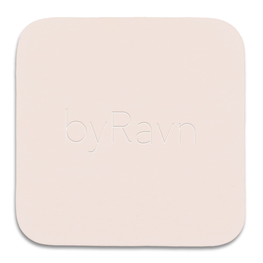 ELI polishing cloth for jewellery in light pink with embossed byRavn logo, shown close up