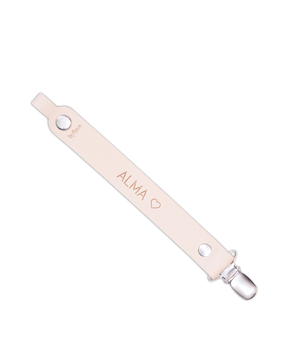 KODA dummy clip from byRavn in natural leather with the name "Alma" ♡ engraved, press stud and metal clip