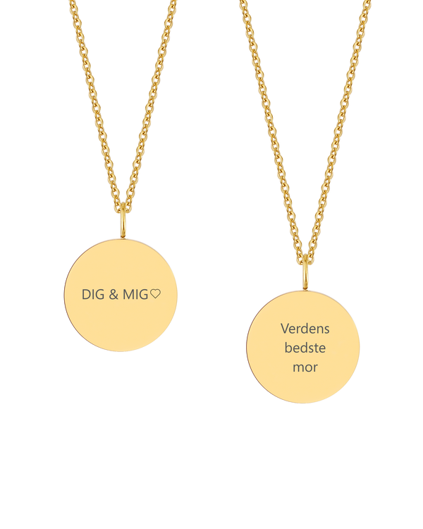 SIA QUOTE necklace from byRavn in gold-plated stainless steel, two round pendants with the engravings "Dig & mig" ♡ and "Verdens bedste mor"