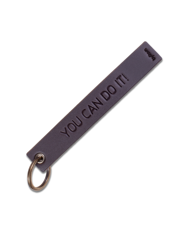 SOLO Large keyring from byRavn in dark brown leather with the engraving "You can do it!" and steel key ring