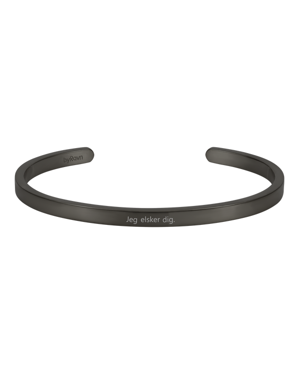 VENUS bracelet from byRavn in black stainless steel, open bangle with the engraving "Jeg elsker dig."